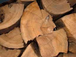 Picture of properly seasoned firewood.